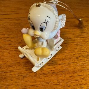 LENOX "A Tweety Delivery" Bird Warner Bros. Porcelain Christmas Ornament